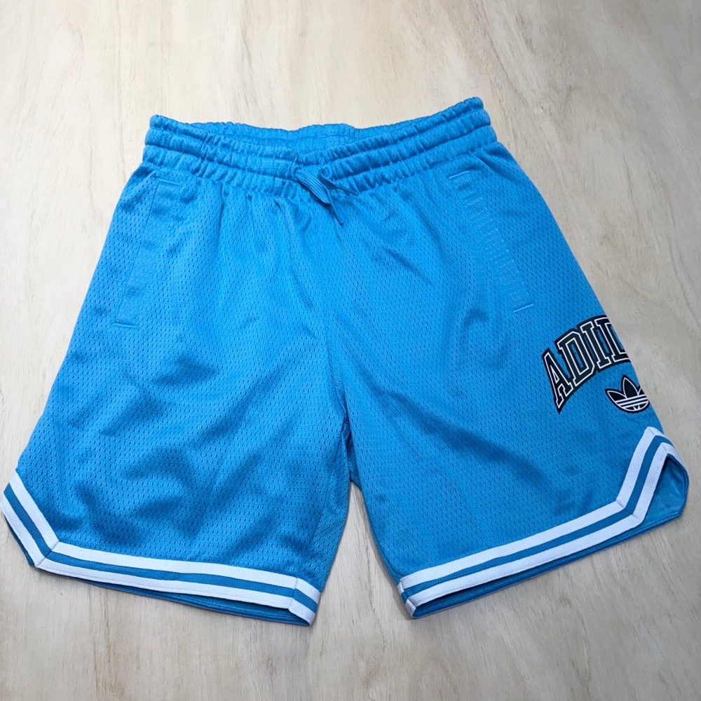 NEW‎ Adidas Originals Boys Mesh Basketball Shorts Sky Rush Blue Trefoil Sm 9/10Y